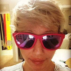 Meet your Posher, Veeolet